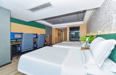 酒店投资如何最大化收益：从资产优化到运营升级的全周期策略