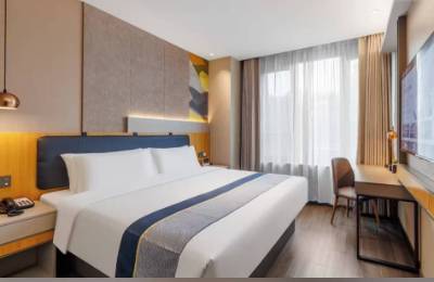 单体之轻，突围之重：中小酒店与民宿客栈的生存困境及破解路径