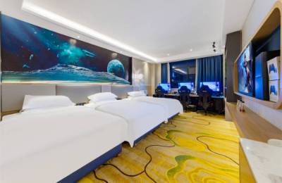 国际品牌本土化 VS 本土品牌国际化：焦虑的天平偏向哪端？