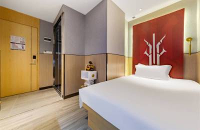 经济型 “快周转” vs 中高端 “高溢价”：酒店投资的核心博弈