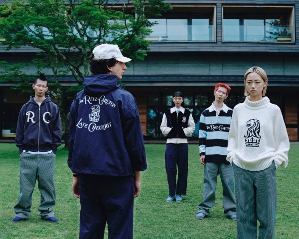 2. 丽思卡尔顿拉链连帽衫、Logo短款大衣、地球图案刺绣夹克、橄榄球 Polo衫、Logo高领毛衣_副本.jpg