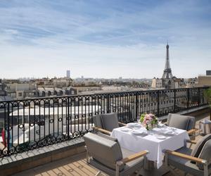 半岛酒店集团旗下全球酒店荣膺2025年米其林星钥评级