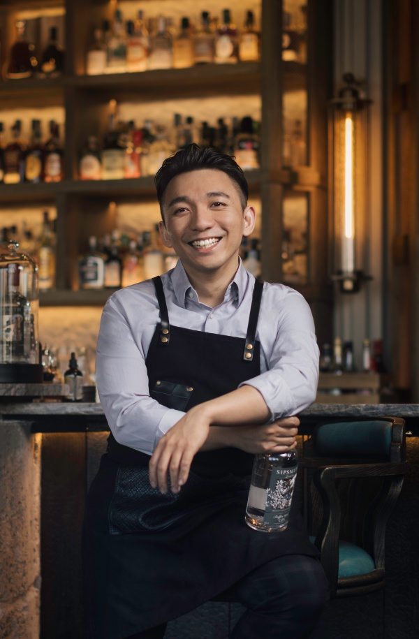 1761141523.jpg 澳门银河 莱佛士Raffles at Galaxy Macau_Long Bar_Nokoy Mak_副本.jpg